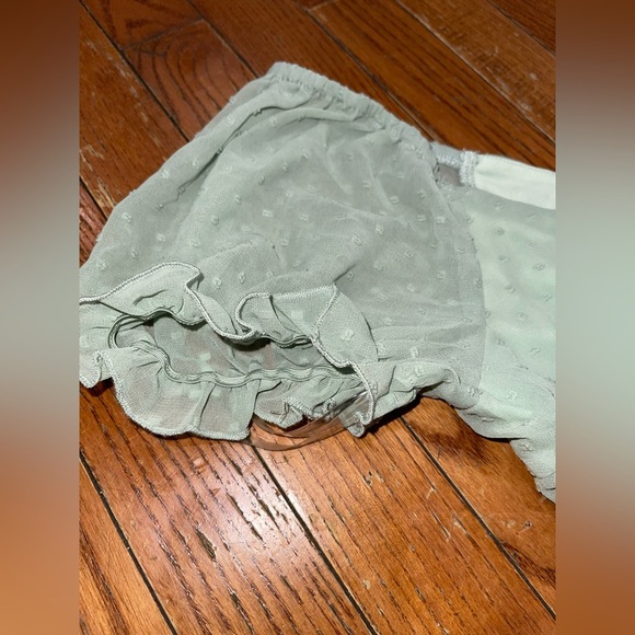 Justify mini Dress in Soft Green - Picture 4 of 11